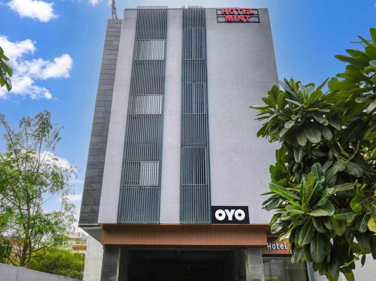 Collection O Hotel Mint Indore Ngoại thất bức ảnh
