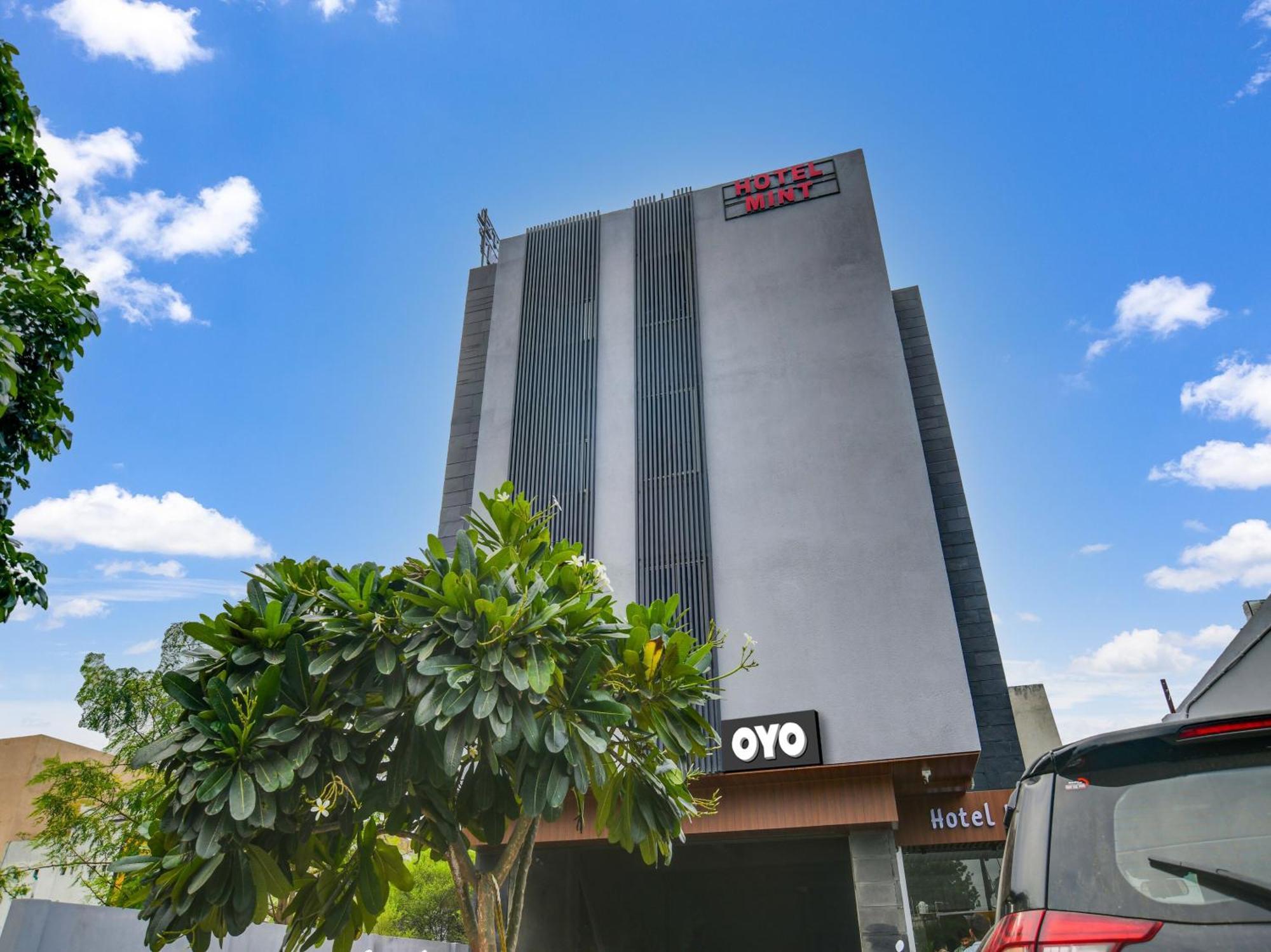 Collection O Hotel Mint Indore Ngoại thất bức ảnh