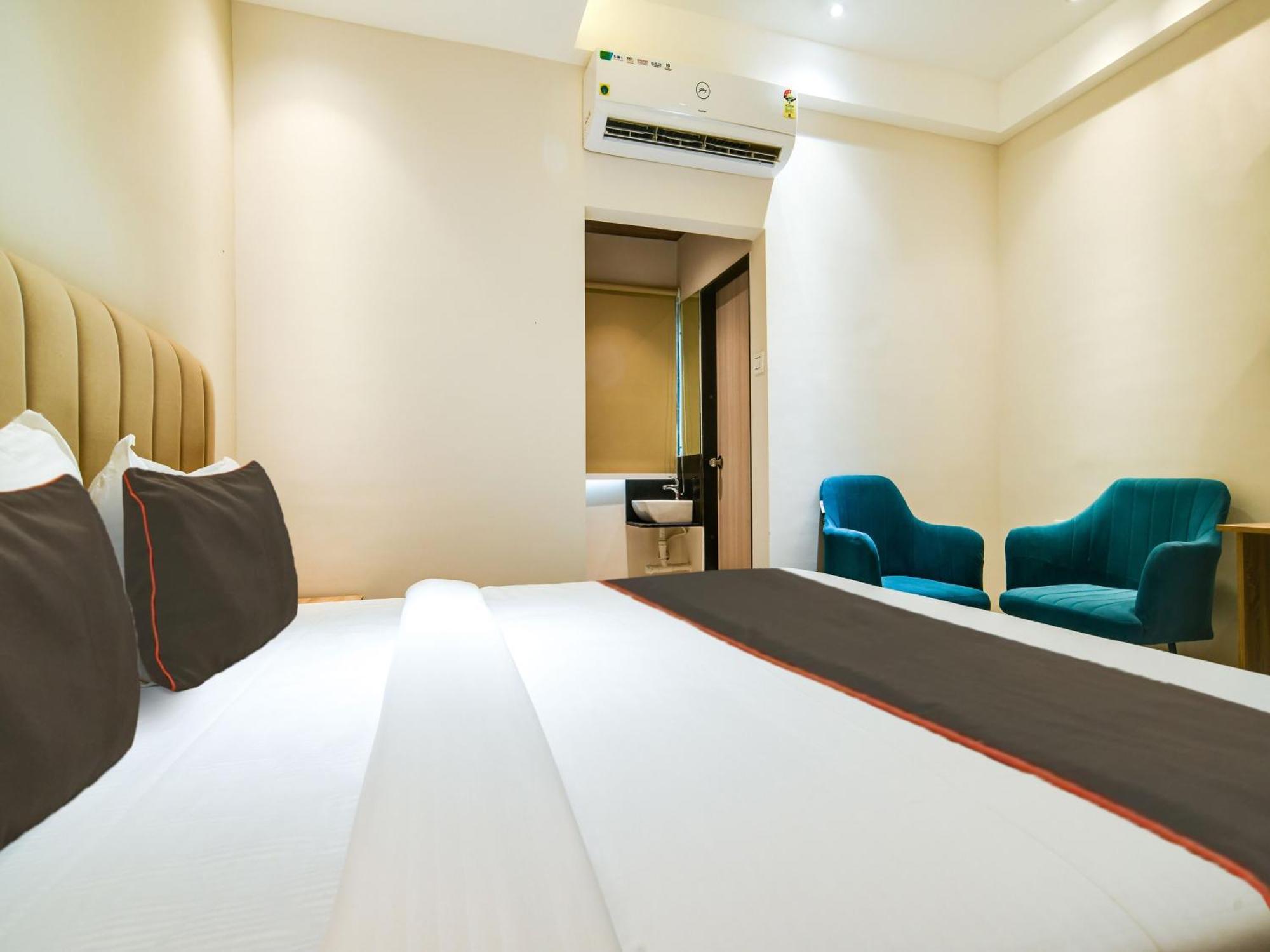 Collection O Hotel Mint Indore Ngoại thất bức ảnh