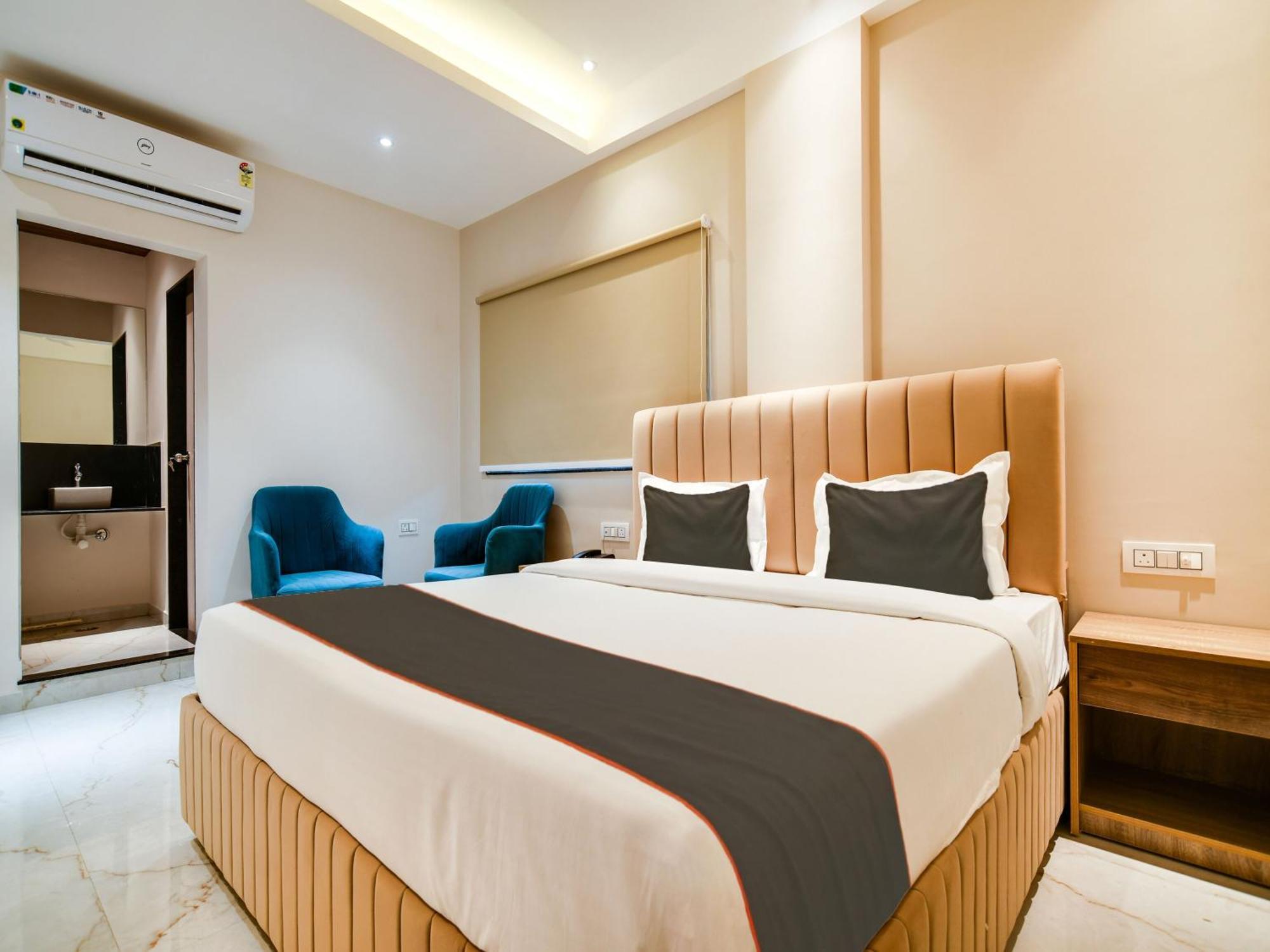 Collection O Hotel Mint Indore Ngoại thất bức ảnh